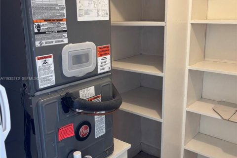 Apartamento en alquiler en North Miami, Florida, 53.51 m2 № 1993605 - foto 10