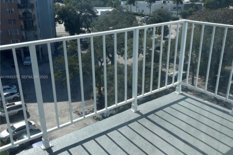 Apartamento en alquiler en North Miami, Florida, 53.51 m2 № 1993605 - foto 5