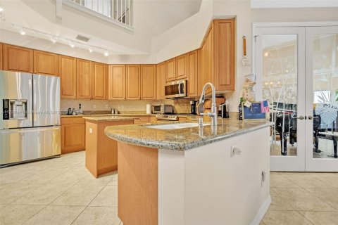 House in Davie, Florida 5 bedrooms, 335.56 sq.m. № 1711406 - photo 21