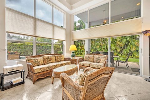 House in Davie, Florida 5 bedrooms, 335.56 sq.m. № 1711406 - photo 23