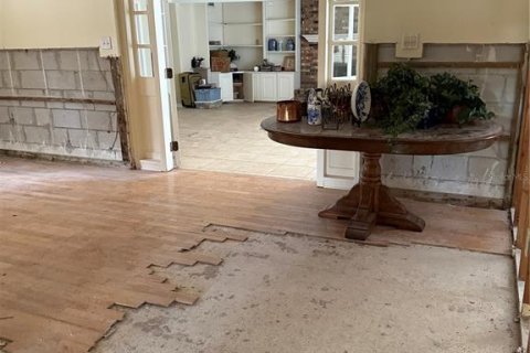 House in Tampa, Florida 3 bedrooms, 204.38 sq.m. № 1879612 - photo 21