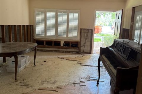 Casa en venta en Tampa, Florida, 3 dormitorios, 204.38 m2 № 1879612 - foto 10