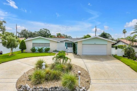 Casa en venta en Largo, Florida, 3 dormitorios, 177.07 m2 № 1819281 - foto 1