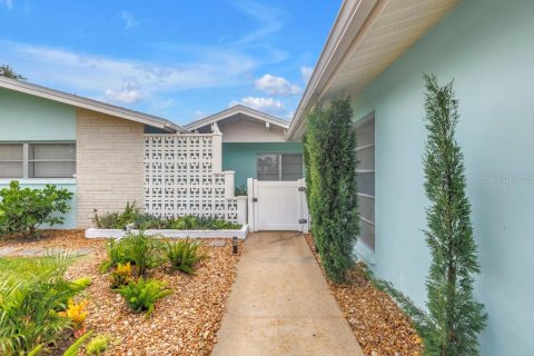 Casa en venta en Largo, Florida, 3 dormitorios, 177.07 m2 № 1819281 - foto 4