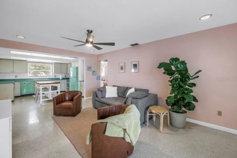 Casa en venta en Largo, Florida, 3 dormitorios, 177.07 m2 № 1819281 - foto 18