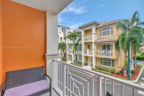 Купить таунхаус в Авентура, Флорида 2 спальни, 162.11м2, № 2014589 - фото 24
