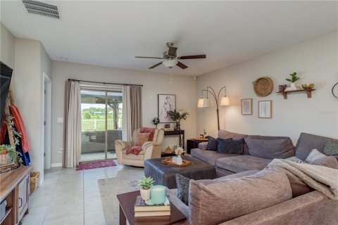 House in Hudson, Florida 5 bedrooms, 221.94 sq.m. № 1909717 - photo 10
