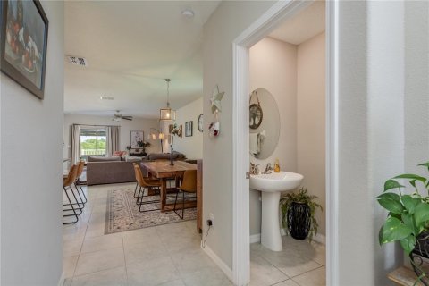 House in Hudson, Florida 5 bedrooms, 221.94 sq.m. № 1909717 - photo 5