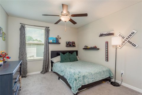 House in Hudson, Florida 5 bedrooms, 221.94 sq.m. № 1909717 - photo 19