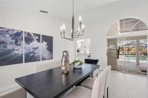 House in Osprey, Florida 3 bedrooms, 262.91 sq.m. № 2148769 - photo 4