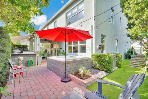 Купить таунхаус в Холливуд, Флорида 3 спальни, 164.34м2, № 1986028 - фото 27