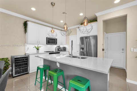 Купить таунхаус в Холливуд, Флорида 3 спальни, 164.34м2, № 1986028 - фото 9