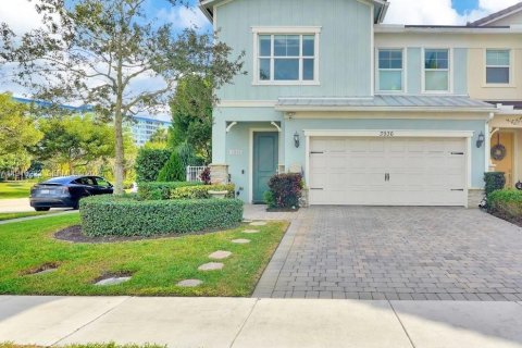 Купить таунхаус в Холливуд, Флорида 3 спальни, 164.34м2, № 1986028 - фото 1