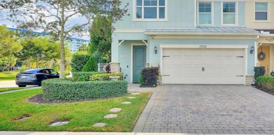 Таунхаус в Холливуд, Флорида 3 спальни, 164.34м2 № 1986028