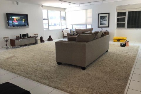 Copropriété à vendre à Miami Beach, Floride: 2 chambres, 235.41 m2 № 1712294 - photo 8