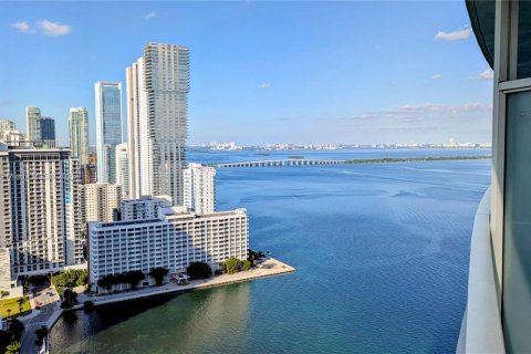 Copropriété à louer à Miami, Floride: 1 chambre, 73.76 m2 № 1957186 - photo 1