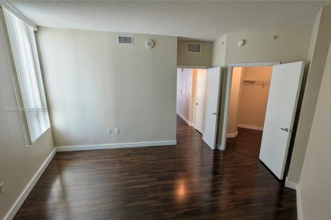 Copropriété à louer à Miami, Floride: 1 chambre, 73.76 m2 № 1957186 - photo 9
