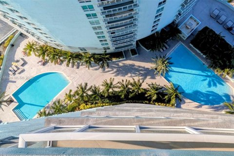 Copropriété à louer à Miami, Floride: 1 chambre, 73.76 m2 № 1957186 - photo 3