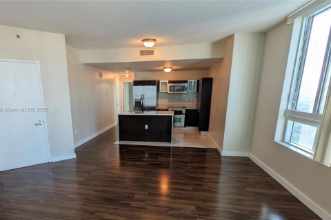 Copropriété à louer à Miami, Floride: 1 chambre, 73.76 m2 № 1957186 - photo 4