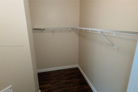 Copropriété à louer à Miami, Floride: 1 chambre, 73.76 m2 № 1957186 - photo 10