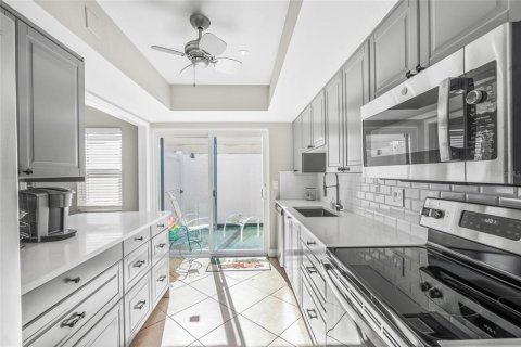 Casa en venta en Sarasota, Florida, 3 dormitorios, 143.53 m2 № 1519765 - foto 9