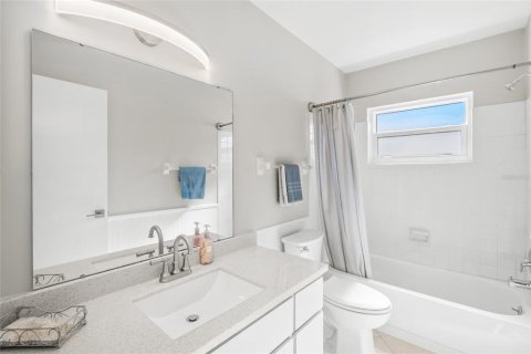 Casa en venta en Sarasota, Florida, 3 dormitorios, 143.53 m2 № 1519765 - foto 24