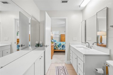 Casa en venta en Sarasota, Florida, 3 dormitorios, 143.53 m2 № 1519765 - foto 19
