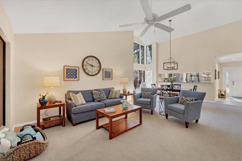Villa ou maison à vendre à Sarasota, Floride: 2 chambres, 114.83 m2 № 2433226 - photo 11
