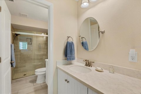 Villa ou maison à vendre à Sarasota, Floride: 2 chambres, 114.83 m2 № 2433226 - photo 22