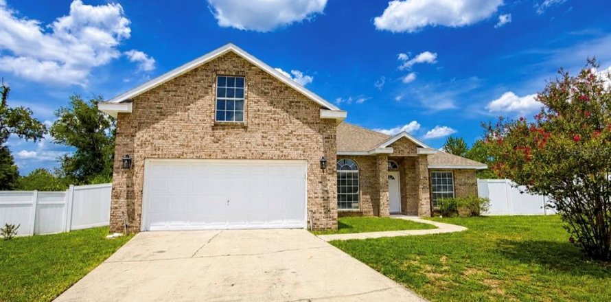 Villa ou maison à Orange Park, Floride 5 chambres, 210.24 m2 № 2275647