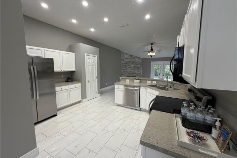 Villa ou maison à vendre à Orange Park, Floride: 5 chambres, 210.24 m2 № 2275647 - photo 18