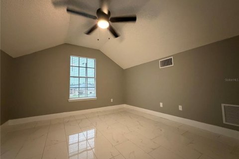 Villa ou maison à vendre à Orange Park, Floride: 5 chambres, 210.24 m2 № 2275647 - photo 8