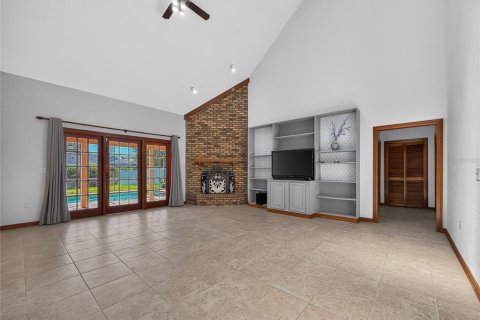 House in Orlando, Florida 4 bedrooms, 211.17 sq.m. № 2207754 - photo 12