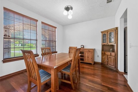 House in Orlando, Florida 4 bedrooms, 211.17 sq.m. № 2207754 - photo 9