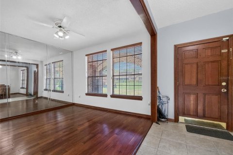 House in Orlando, Florida 4 bedrooms, 211.17 sq.m. № 2207754 - photo 7