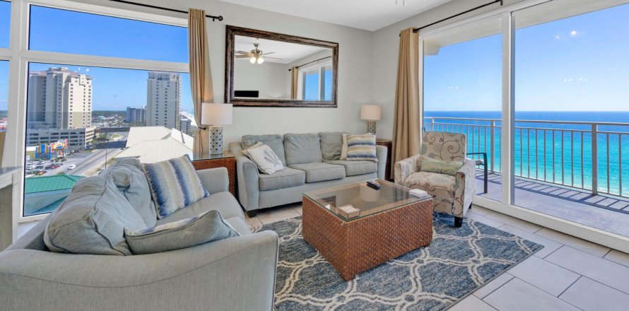Condo in Panama City Beach, Florida, 3 bedrooms № 560285