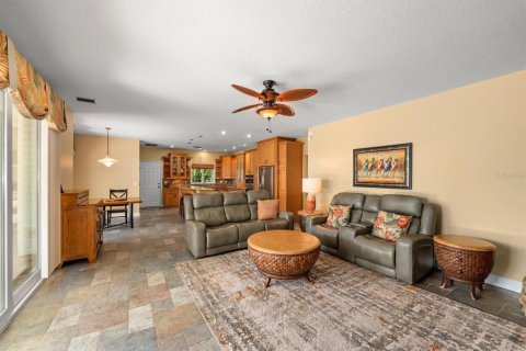Villa ou maison à vendre à Bradenton, Floride: 5 chambres, 381.92 m2 № 1832677 - photo 7