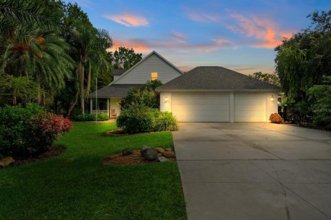 Villa ou maison à vendre à Bradenton, Floride: 5 chambres, 381.92 m2 № 1832677 - photo 1