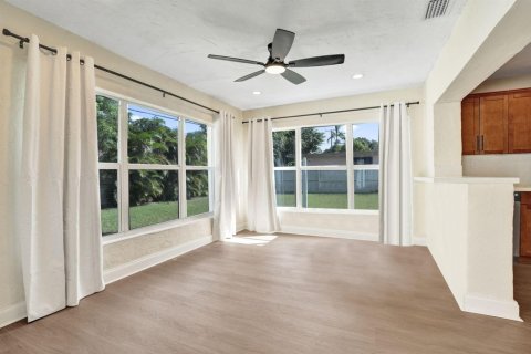 Villa ou maison à vendre à Lauderhill, Floride: 3 chambres, 121.33 m2 № 2432344 - photo 11