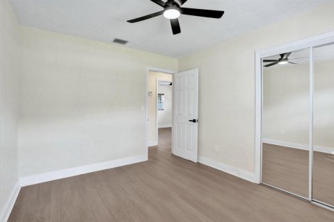 Villa ou maison à vendre à Lauderhill, Floride: 3 chambres, 121.33 m2 № 2432344 - photo 29