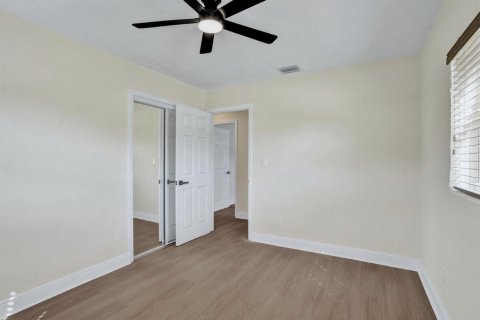 Villa ou maison à vendre à Lauderhill, Floride: 3 chambres, 121.33 m2 № 2432344 - photo 24