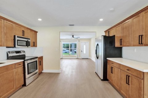 Villa ou maison à vendre à Lauderhill, Floride: 3 chambres, 121.33 m2 № 2432344 - photo 5
