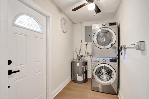 Villa ou maison à vendre à Lauderhill, Floride: 3 chambres, 121.33 m2 № 2432344 - photo 30