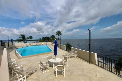 Condo in Hudson, Florida, 2 bedrooms  № 2391688 - photo 28