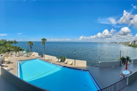Condo in Hudson, Florida, 2 bedrooms  № 2391688