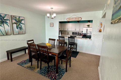 Купить кондоминиум в Санни-Айлс-Бич, Флорида 2 спальни, 139.82м2, № 2053660 - фото 13