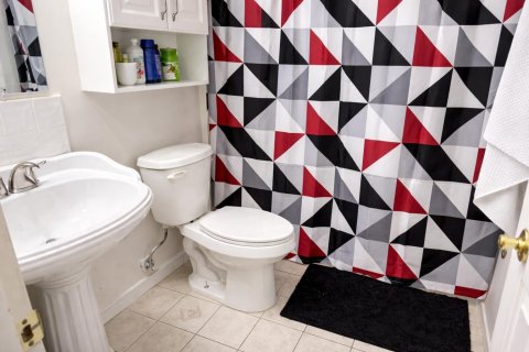 House in Port St. Lucie, Florida 3 bedrooms, 154.22 sq.m. № 2145967 - photo 7