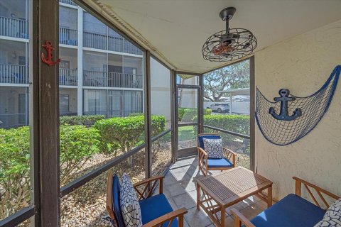 Condo in Sarasota, Florida, 2 bedrooms  № 1881232 - photo 15
