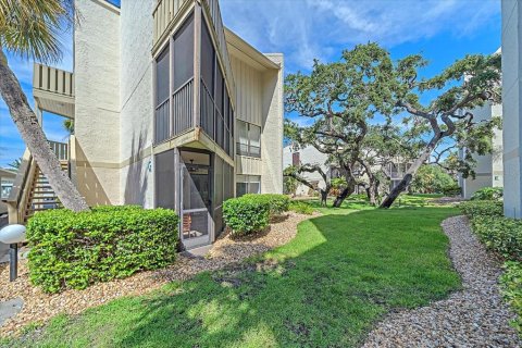 Condo in Sarasota, Florida, 2 bedrooms  № 1881232 - photo 8