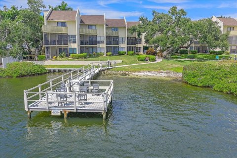 Condo in Sarasota, Florida, 2 bedrooms  № 1881232 - photo 3